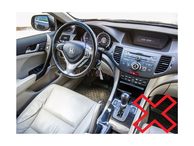 Рамка магнитолы 9.0" (цв.Черный) для HONDA Accord 2002-2007 Верхнее крепление Рамка магнитолы 9.0" (цв.Черный) для HONDA Accord 2002-2007 Верхнее крепление