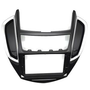 Рамка магнитолы 9.0" (цв.Глянцевый Черный) для CHEVROLET Trax 2017+; Tracker 2016+ / HOLDEN Trax 2016+