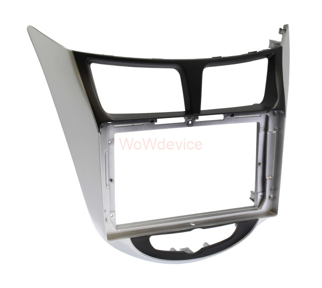 Рамка магнитолы 9.0" (цв.Серебро) для HYUNDAI Solaris, Verna, i-25, Accent 2010-2017 / DODGE Attitude 2011-2014 Рамка магнитолы 9.0" (цв.Серебро) для HYUNDAI Solaris, Verna, i-25, Accent 2010-2017 / DODGE Attitude 2011-2014