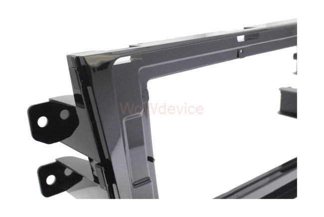 Рамка магнитолы 10.2" (цв.Глянцевый Черный) для ZOTYE T600 2013+ Рамка магнитолы 10.2" (цв.Глянцевый Черный) для ZOTYE T600 2013+