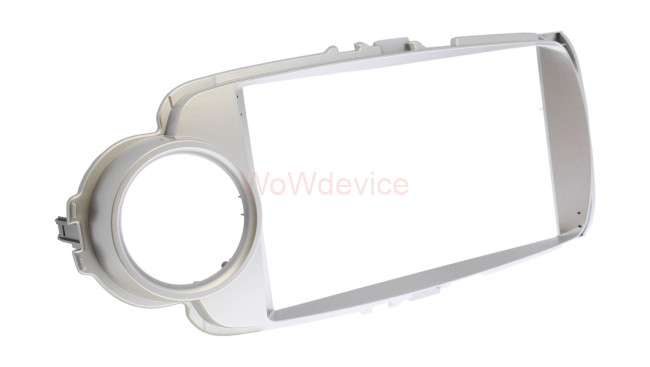 Рамка магнитолы 9.0" (цв.Серебро) для TOYOTA Yaris (XP130) 2011-2014 Рамка магнитолы 9.0" (цв.Серебро) для TOYOTA Yaris (XP130) 2011-2014