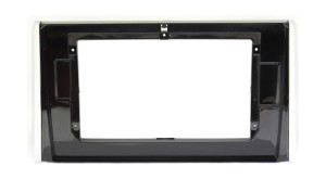 Рамка магнитолы 10.2" (цв.Глянцевый Черный / Серебристый) для TOYOTA RAV4 2019+ Левый руль