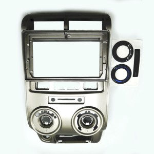 Рамка магнитолы 9.0" (цв.Светло-Золотистый) для TOYOTA Avanza 2006-2011 Правый руль