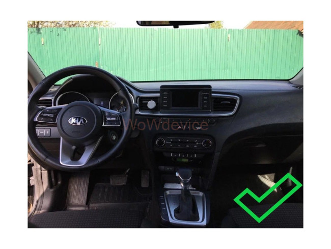 Рамка магнитолы 10.2" (цв.Черный) для KIA CEED 2021+