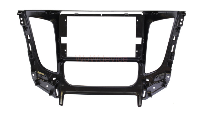 Рамка магнитолы 9.0" (цв.Глянцевый Черный) для MITSUBISHI L 200, Triton 2015-2018 Климат