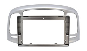 Рамка магнитолы 9.0" (цв.Серебро) для HYUNDAI Accent (MC) 2006-2012; Verna 2006-2009