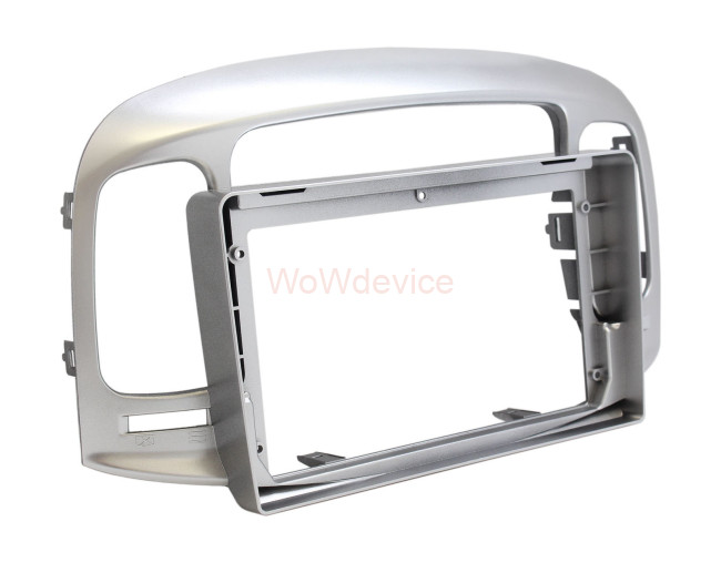 Рамка магнитолы 9.0" (цв.Серебро) для HYUNDAI Accent (MC) 2006-2012; Verna 2006-2009 Рамка магнитолы 9.0" (цв.Серебро) для HYUNDAI Accent (MC) 2006-2012; Verna 2006-2009