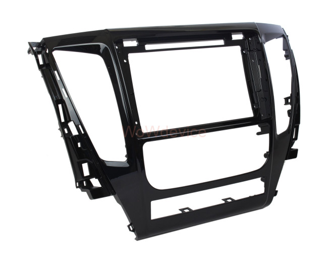 Рамка магнитолы 9.0" (цв.Глянцевый Черный) для MITSUBISHI Pajero Sport 2015+